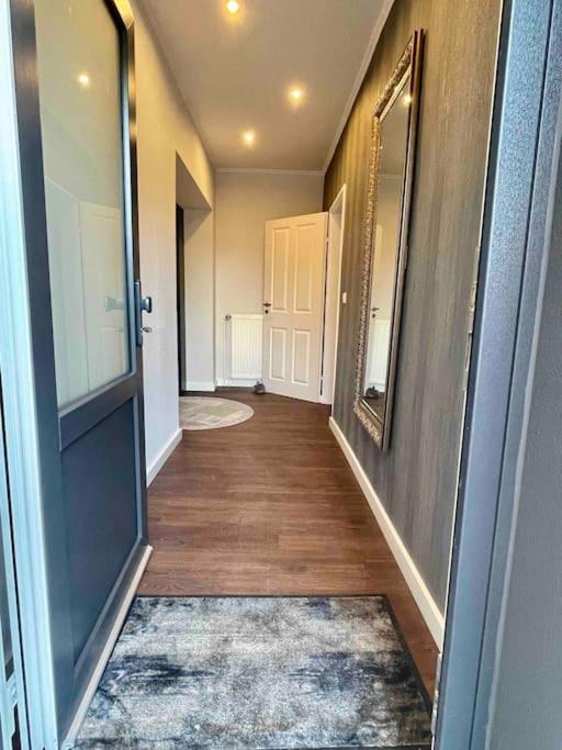 Studioappartement Mit Privatgarten In Ruhiger Wohnsiedlung نومنستر المظهر الخارجي الصورة